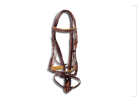 Εnglish bridle with brass front decorations