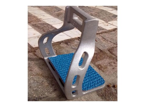 Podium Οpaque ΧΤ aluminium stirrups - Available on order!