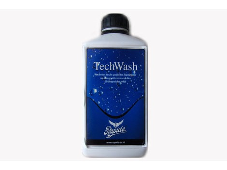 TechWash - Mild detergent for maintaining the specific qualities of breathable waterproof clothing goretex,hardshell, softshell.